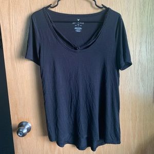 American Eagle black short sleeve